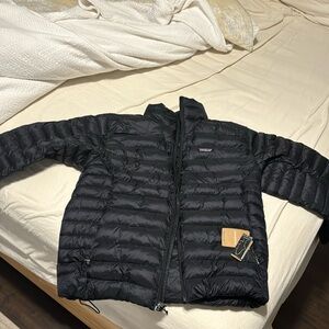 Band New Patagonia Down Jacket 2XL Ms